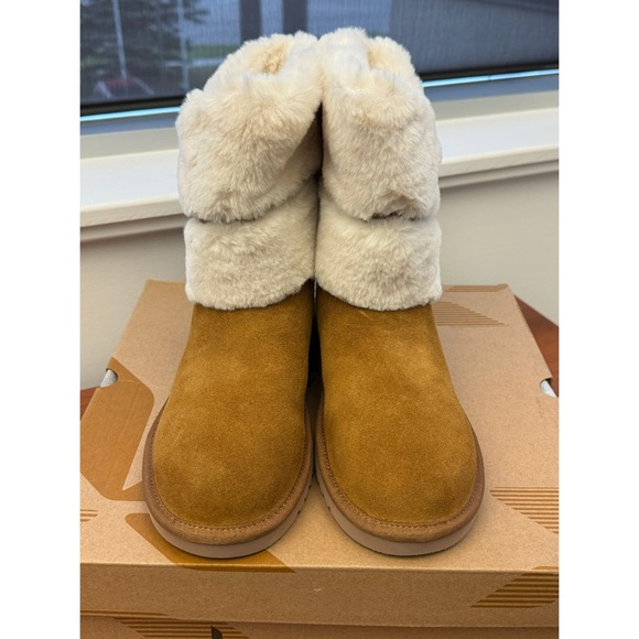 KOOLABURRA BY UGG - DEZI SHORT - Picture 1 of 6